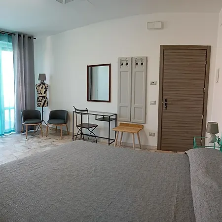 Beb Terrazza Del Sole 3*